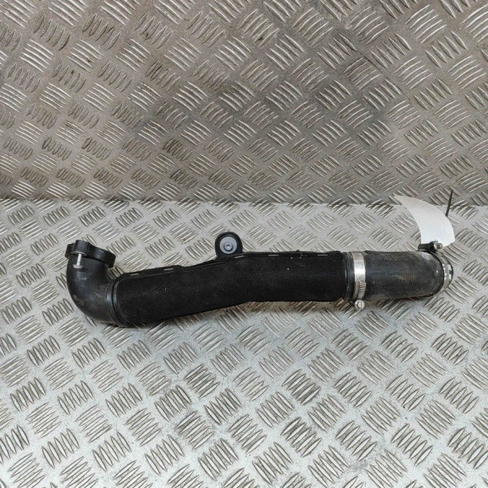 Furtun intercooler dreapta VW ARTEON 3H7 2017 OEM: 04L145762AD,04L145828D