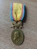 Medalia Barbatie si Credinta cls 1 aurita, cu frunzele LIPITE de spade. Ft rara