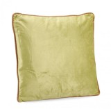 Cumpara ieftin Perna decorativa catifea verde Shayla 45x45 cm