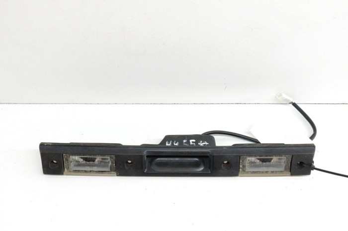 Ornament suport iluminare număr LAND ROVER RANGE ROVER III L322 2012 OEM: 8265649 25216291