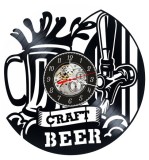 Ceas de perete decorativ realizat din disc de vinil, Model Craft Beer, Halba de Bere cu Spuma si Robinet Dozator, Negru Premium, 30 cm