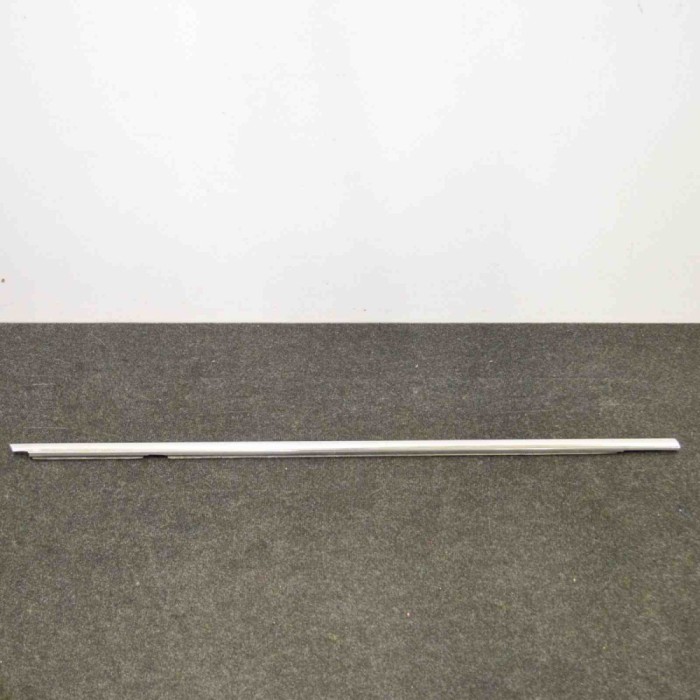 Chedar geam ușă dreapta față PORSCHE CAYENNE 92A 2011 OEM: 7P0837478