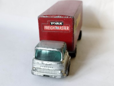 bnk jc Matchbox M-2 Bedford Tractor &amp;amp; York Freightmaster Trailer foto