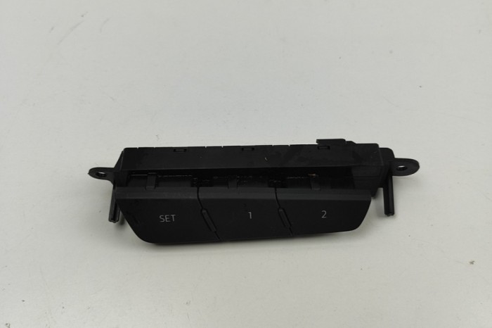 Buton de control scaun dreapta AUDI Q8 E-TRON Sportback 2023 OEM: 4K0959770 30491855