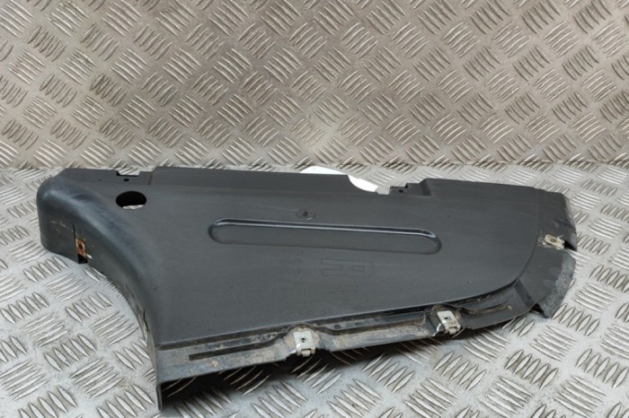 Scut motor dreapta spate BMW 4 Coupe F32, F82 2018 OEM: 7260770 25389555