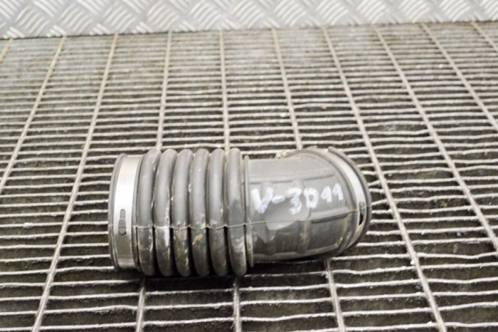 Furtun de admisie aer FORD FOCUS III 2015 OEM: 1068175S02 12197042