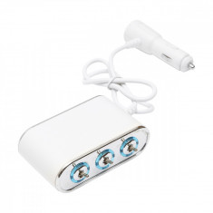 Adaptor bricheta auto tripla 12/24V, iluminata LED, cu intrerupator individual si 1 port USB, 5V, 2.1A FAVLine Selection