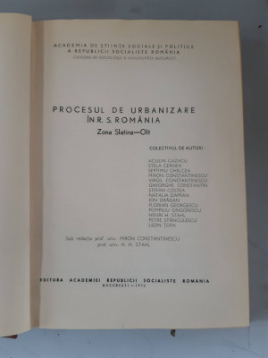 Procesul de urbanizare in R.S. Romania. Zona Slatina-Olt - colectiv de autori foto