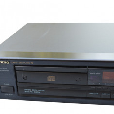 Cd player Onkyo DX 6830