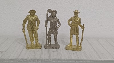 Kinder - Soldatei metalici 3 bucati-lot 5 foto