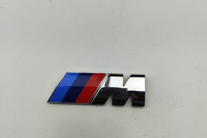 Emblema aripa dreapta BMW 3 G20, G28 2024 OEM: 8094236 30740438