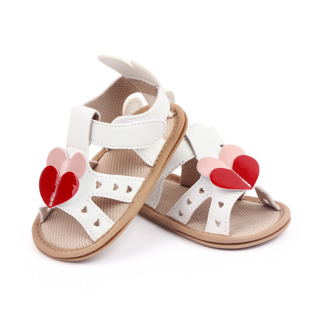Sandalute albe cu doua inimioare (Marime Disponibila: 12-18 luni (Marimea 21