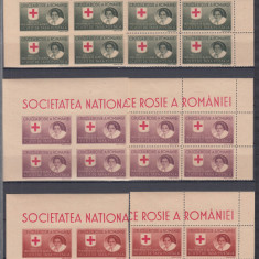 1946 CRUCEA ROSIE SERVICIUL PRIZONIERI DE RAZBOI HARTIE GRI BLOCURI 4 TIMBRE MNH