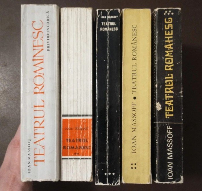 Ioan Massoff - Teatrul rom&acirc;nesc: privire istorică vol. I-V (5 vol.)