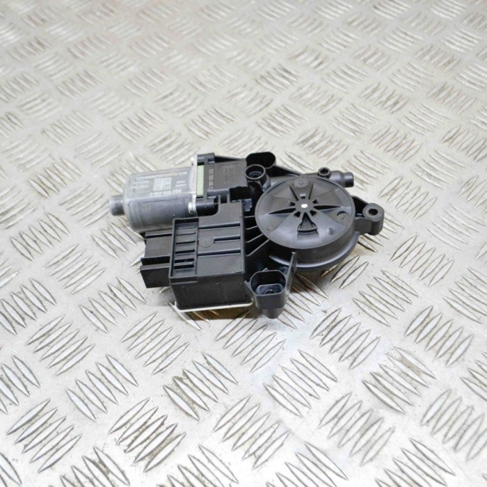 Motor macara geam ușă dreapta față SKODA KAMIQ 2021 OEM: 0130822065,E850206009,2Q2959406C 14927028