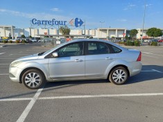 Ford Focus 2 Facelift, benzina in stare buna foto