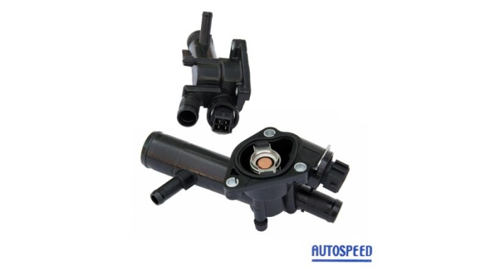Carcasa termostat Dacia Logan 2004-2012, Logan II 2012-; Duster 2010-, Sandero 2008-012; Renault Clio II 1998-2012; Thalia/Symbol, motorizare 1.5 DCI
