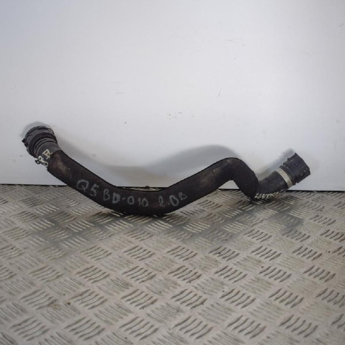 Furtun radiator răcire dreapta AUDI Q5 8R 2009 OEM: 8R0122101C 1409449