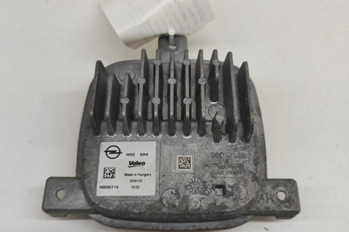 Unitate de control lumini LED OPEL Crossland X P17 2022 OEM: 90090714 28090746