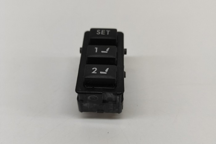 Buton de control scaun dreapta SUBARU OUTBACK BS 2016 OEM: 83048AJ000,83048-AJ000 28598066