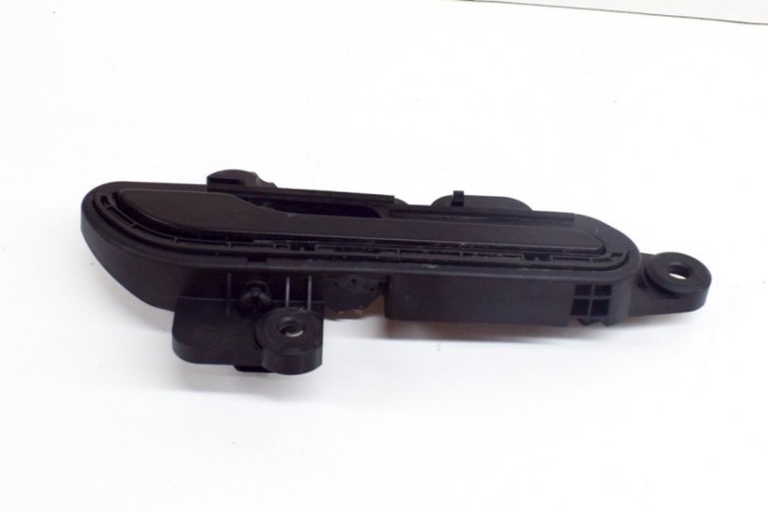 M&acirc;ner exterior ușă dreapta față TESLA MODEL 3 2022 OEM: 1528115-00-D | 20321047