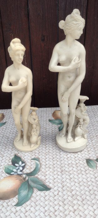 2/Statuete Nud /Alabastru .