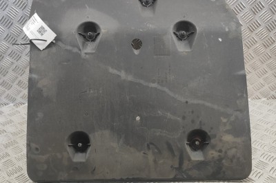 Scut motor central spate SKODA SUPERB III Estate 3V5 2021 OEM: 3V0825521 | 31845372 foto