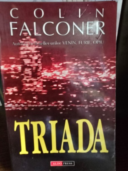 Triada - Colin Falconer