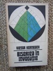 Biserica in involutie - Victor Kernbach foto