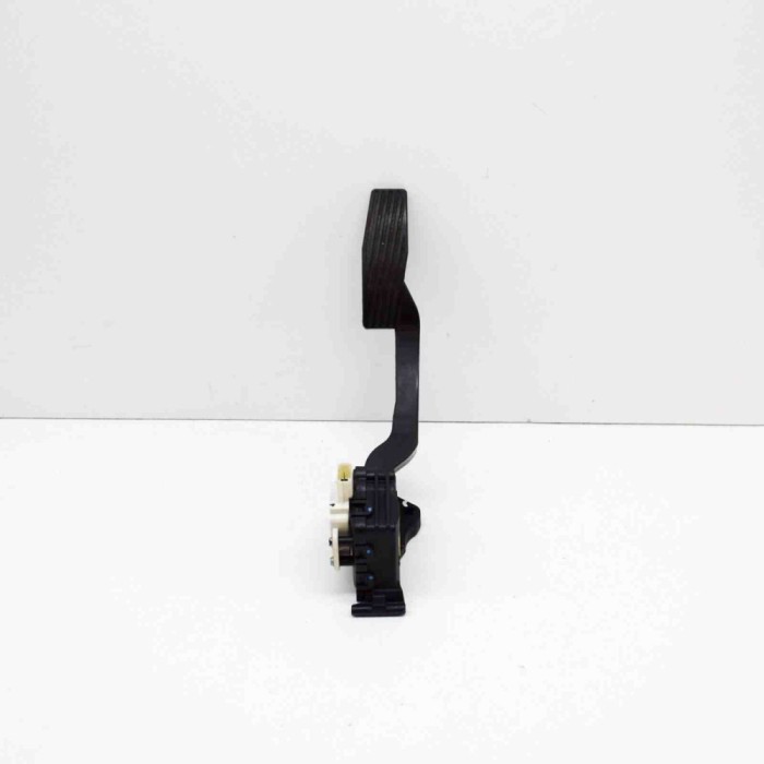 Pedala de accelerație OPEL MOKKA / MOKKA X 2017 OEM: 95087911 13863907