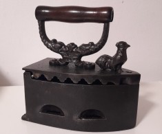 fier de calcat vechi foto