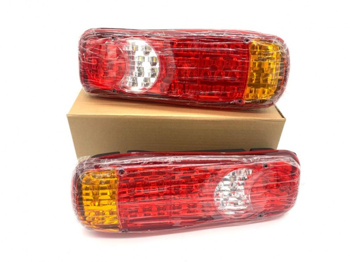 Lampi stop LED Renault Master cu mansalier