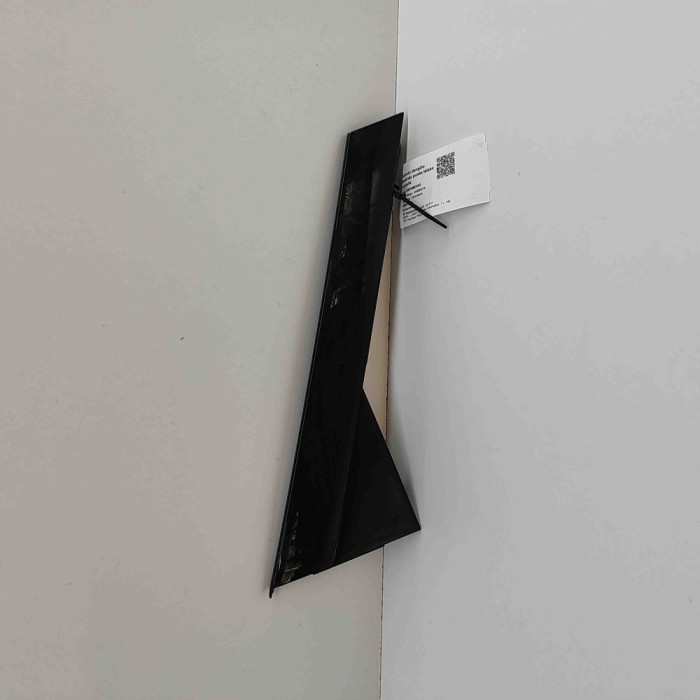 Ornament vertical ușă dreapta spate AUDI Q5 FY 2020 OEM: 80A839904 30306153