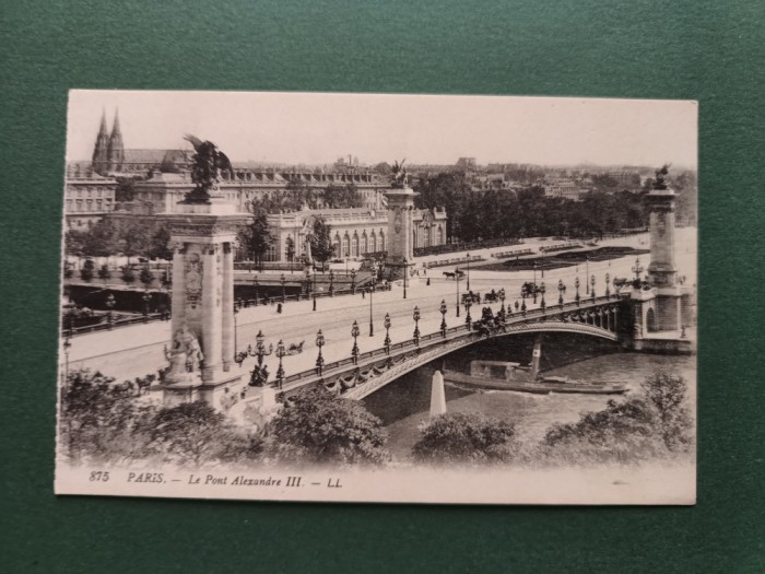 Carte postala Vedere spre Podul Alexandru al III lea -Paris , necirculata ,anii 1920