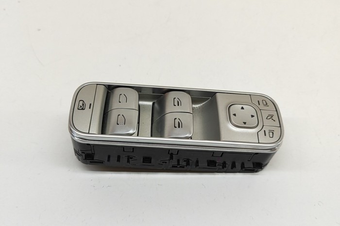 Buton geam ușă dreapta față MERCEDES-BENZ GLS X167 2020 OEM: A1679050104 29840895