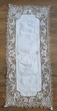 NAPRON / CENTRU DE MASA VINTAGE DIN BUMBAC, LUCRAT MANUAL TEHNICA FILET