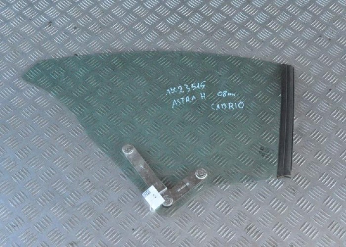 Geam lateral dreapta spate OPEL ASTRA H TwinTop L67 2008 OEM: 43R-001026 1723515