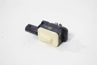 Senzor de impact lateral st&amp;acirc;nga BMW 4 Coupe F32, F82 2017 OEM: 9217711 3156815 foto
