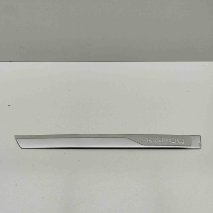 Ornament prag st&acirc;nga față SKODA KAROQ NU7 2024 OEM: 57A853813B