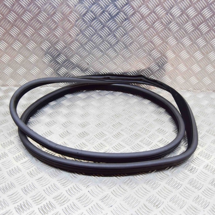 Garnitura ușă dreapta față JAGUAR E-PACE X540 2020 OEM: J9C3-20708-A