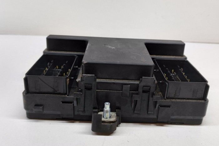 Modul panou de siguranțe FORD MONDEO V Sedan 2015 OEM: FG9T-14A067-RA 23165727