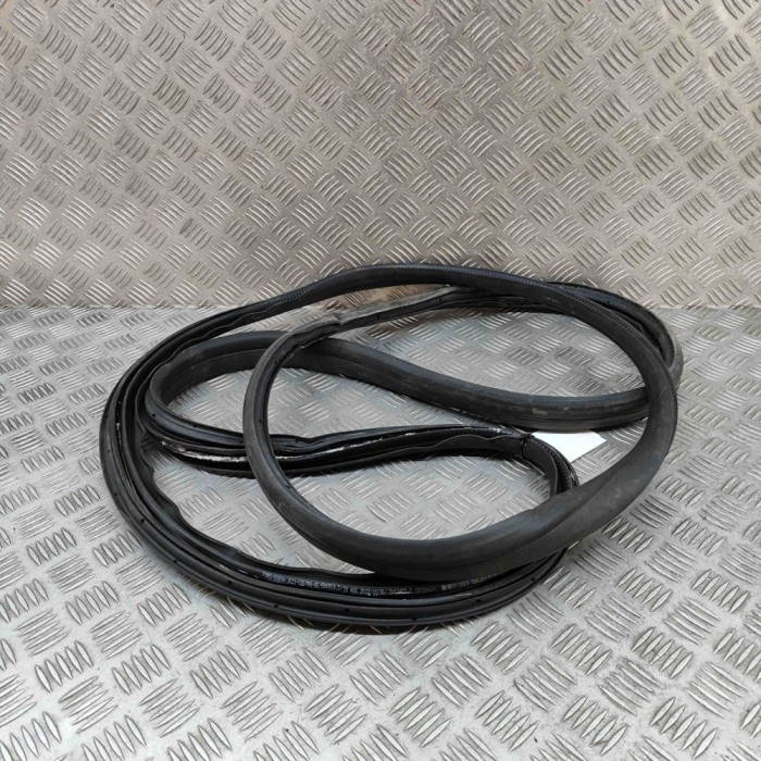 Garnitura ușă dreapta față FORD TRANSIT CUSTOM 2023 OEM: JK21-V20708-AE