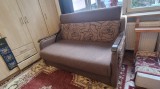 Canapea extensibilă 2 locuri cu ladă &ndash; pat 140x200 cm (Zona Șincai / Tineretului)