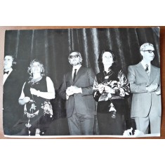 Fotografie, festivitate cu actorul Radu Beligan si altii