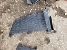 Deflector aer grilă bară față Dacia Logan 2