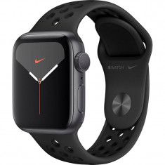 Smartwatch Apple Watch Nike Series 5 GPS 44mm Space Grey Aluminium Case Anthracite Black Nike Sport Band S/M &amp;amp; M/L foto