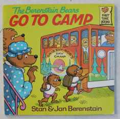 THE BERENSTAIN BEARS GO TO CAMP by STAN and JAN BERENSTAIN , 1982 foto