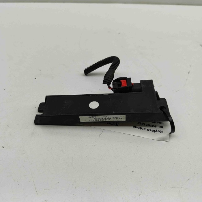 Antena Keyless Entry TESLA MODEL X 2020 OEM: 1043130-00-B 31671292
