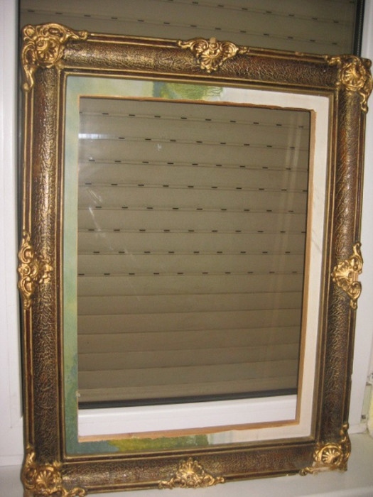 6462-I-Rama lemn sasiu cu mici defecte. Exterior 74/57 cm, interior 60/ 43.5 cm.