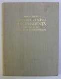 RAZBOIUL PENTRU INDEPENDENTA IN GRAFICA ARTISTILOR CONTEMPORANI de MIRCEA TOCA , EDITIE BILINGVA ROMANA - GERMANA , 1977